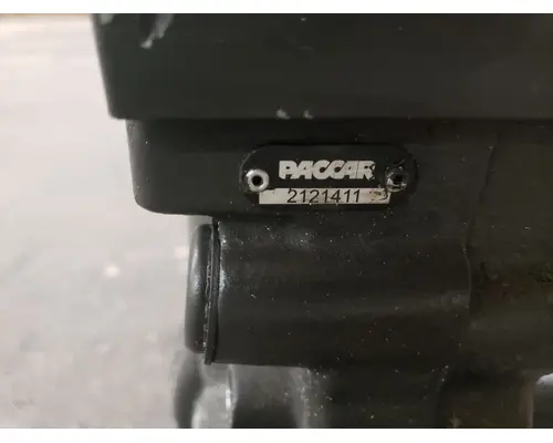 2017 Wabco 912 218 0000 Air Compressor