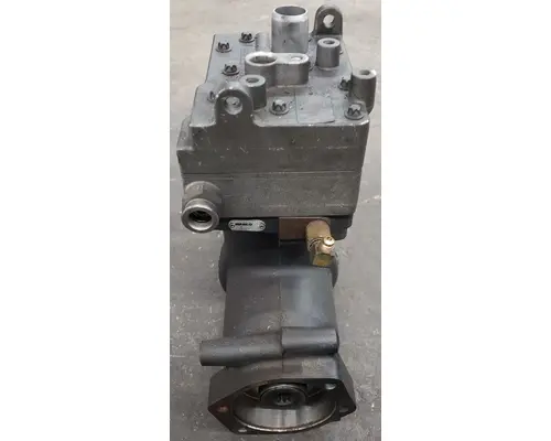 2017 Wabco 912 218 0000 Air Compressor