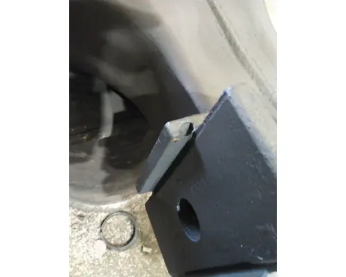 2000 EATON-SPICER 21060S AXLE HOUSING, REAR (REAR)
