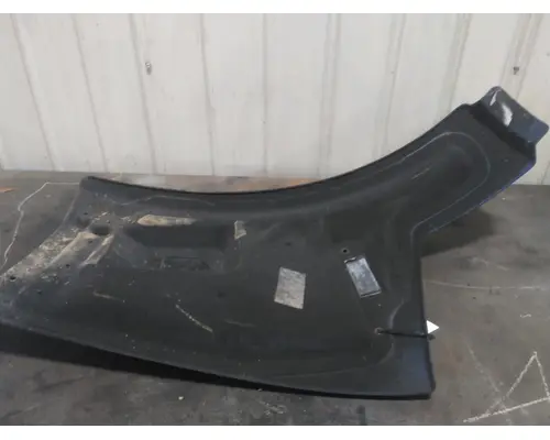 2019 PETERBILT 579 FENDER EXTENSION