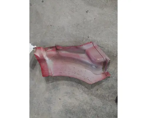 1999 VOLVO VN FENDER EXTENSION